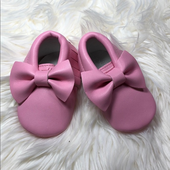 ❣️5 for $25 💕 Girls Pink bow baby soft sole moccasins - Picture 3 of 6
